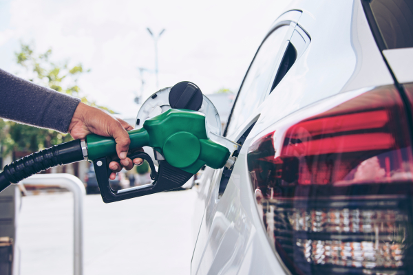 Fuel Pass: Θυσίασαν την επιδότηση για να πάνε σούπερ μάρκετ