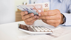 e-ΕΦΚΑ – ΟΠΕΚΑ: Πότε πληρώνονται συντάξεις Ιουνίου και επιδόματα