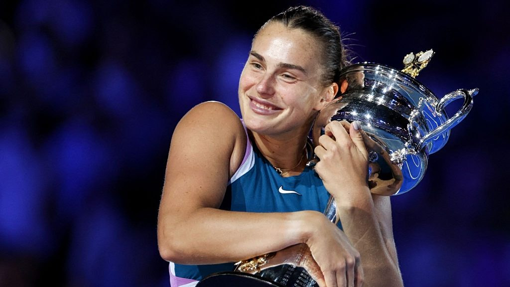 Η Σαμπαλένκα παίζει με διαμάντια στο Roland Garros και διχάζει το τένις