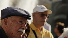 Γιατί είναι ασύμφορη η συνταξιοδότηση μετά τα 40 έτη ασφάλισης