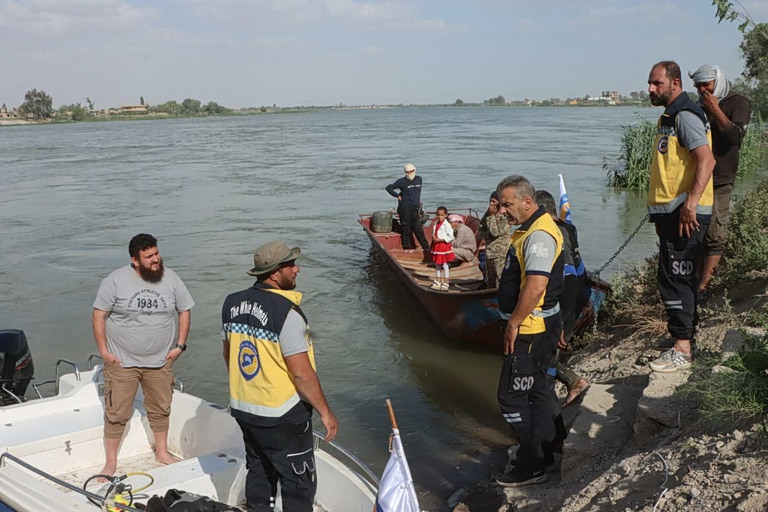 Συρία: Συνεχίζεται η απομάκρυνση πληγέντων από την υπερχείλιση του Ευφράτη – Μεγάλες καταστροφές