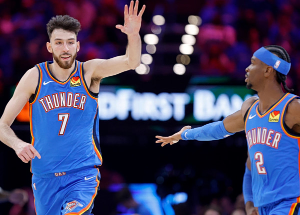 NBA: Οι Θάντερ ισοπέδωσαν τους Λέικερς, 1-0 και για τους Πίστονς (vids)