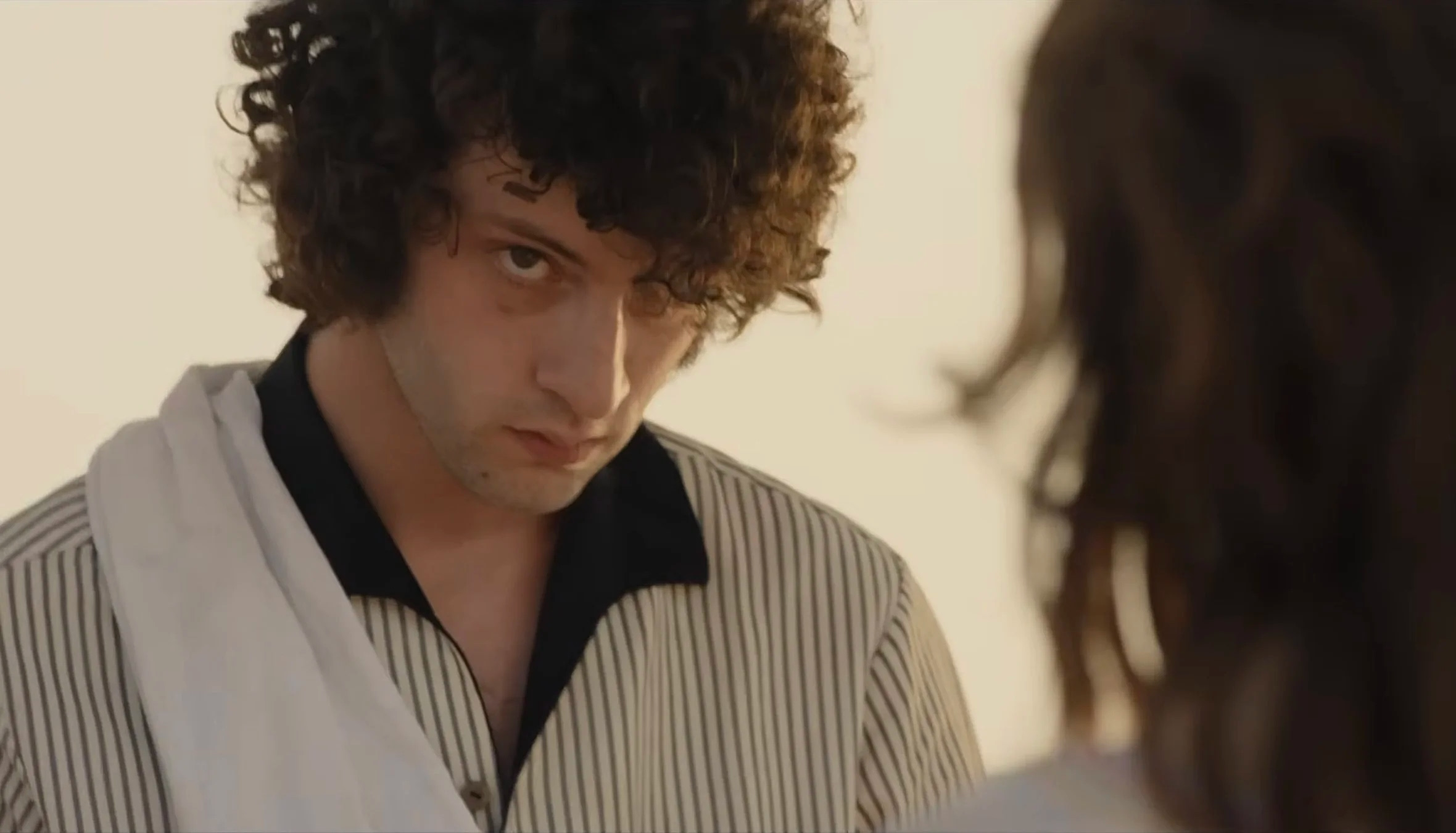 Κυκλοφόρησε το πρώτο trailer της ταινίας για τη ζωή του Άντονι Μπουρντέν