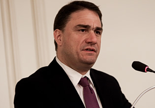 Κώστας Τσουκαλάς: Η αντίφαση της κυβέρνησης για τη σύσταση προανακριτικής επιτροπής