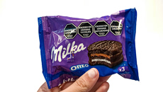 Γιατί βρέθηκε στο δικαστήριο η σοκολάτα Milka