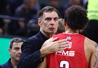 Ο Γουόρντ αποχώρησε τραυματίας (vid)
