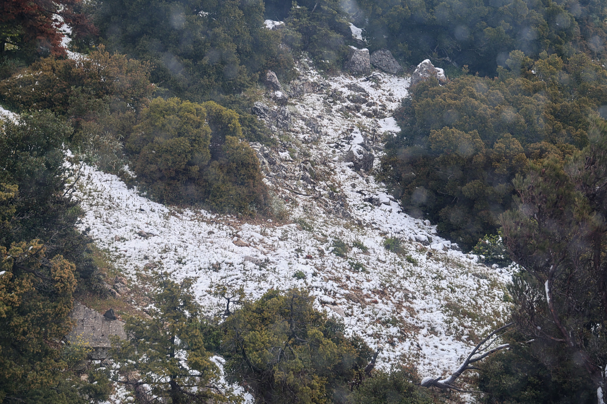 Καιρός: Μια πολύ ισχυρή ψυχρή εισβολή τον Μάιο – Καταγράφηκε ρεκόρ χαμηλότερης θερμοκρασίας