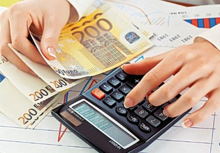 Ληξιπρόθεσμα χρέη: Στο μικροσκόπιο καταθέσεις, εισοδήματα και περιουσία