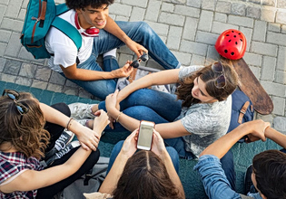 Youth Pass: Τελευταία ημέρα σήμερα για την υποβολή αίτησης για τα 150 ευρώ