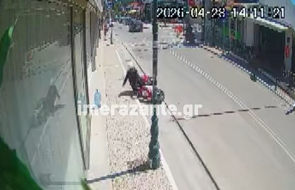 Ζάκυνθος: Γυναίκα πέφτει με δίκυκλο σε ακάλυπτη τρύπα οπτικής ίνας