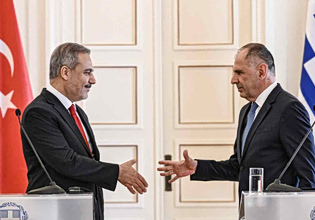 Το τόξο συνεργασιών της Ελλάδας με Ινδία, χώρες του Κόλπου, Ισραήλ και ΗΠΑ και η θεωρία της περικύκλωσης της Τουρκίας