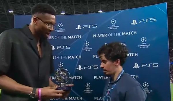 Champions League: MVP ο Βιτίνια, ο Αντετοκούνμπο την απονομή (vid)