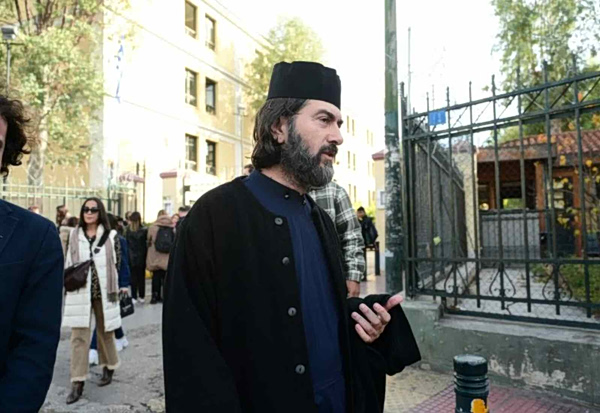 Κιβωτός του κόσμου: Κεκλεισμένων των θυρών η δίκη για τον πατέρα Αντώνιο για τις καταγγελίες ασέλγειας σε βάρος του