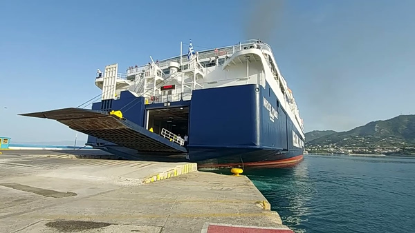 Μυτιλήνη: Τραυματίστηκε καβοδέτης κατά την προσπάθεια απόπλου του «Νήσος Ρόδος»