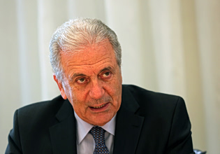 Δημήτρης Αβραμόπουλος: Η διαδικασία για την άρση ασυλίας – Πότε θα γίνει η συζήτηση στην Ολομέλεια