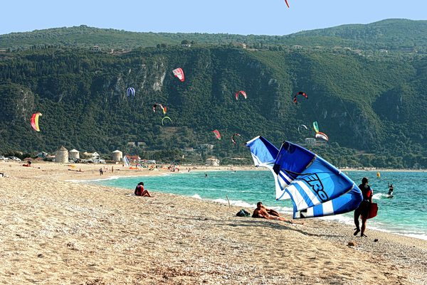 Αντέχει στις αναταράξεις ο τουρισμός – Οι προορισμοί που σπάνε τα κοντέρ