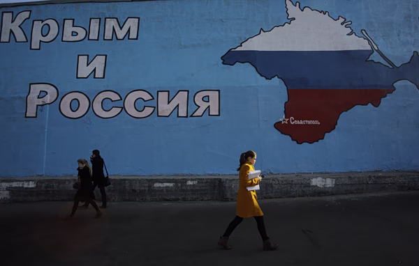 Από χερσόνησος, «νησί» – Η Κριμαία στην πρώτη γραμμή του πολέμου στην Ουκρανία