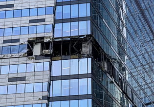 Η Ρωσία λέει πως κατέρριψε 28 drones της Ουκρανίας που κατευθύνονταν στη Μόσχα