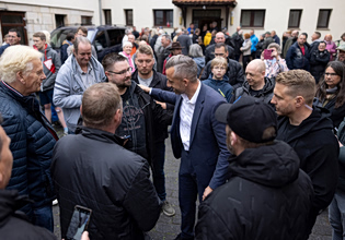 «Εξακριβωμένα ακροδεξιά» η AfD της Κάτω Σαξονίας με απόφαση δικαστηρίου