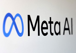 Μετά τα έξυπνα γυαλιά, η Meta ετοιμάζει μενταγιόν ΑΙ