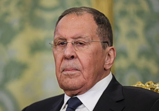 Λαβρόφ: Ο «πόλεμος του Μπάιντεν» έχει γίνει πλέον «πόλεμος του Τραμπ»