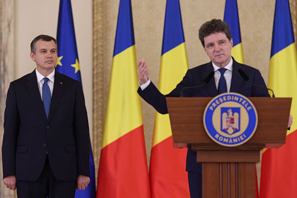 Ρουμανία: Ο πρόεδρος Νίκουσορ Νταν διόρισε πρωθυπουργό τον σύμβουλό του και ευρωβουλευτή Εουτζέν Τομάκ