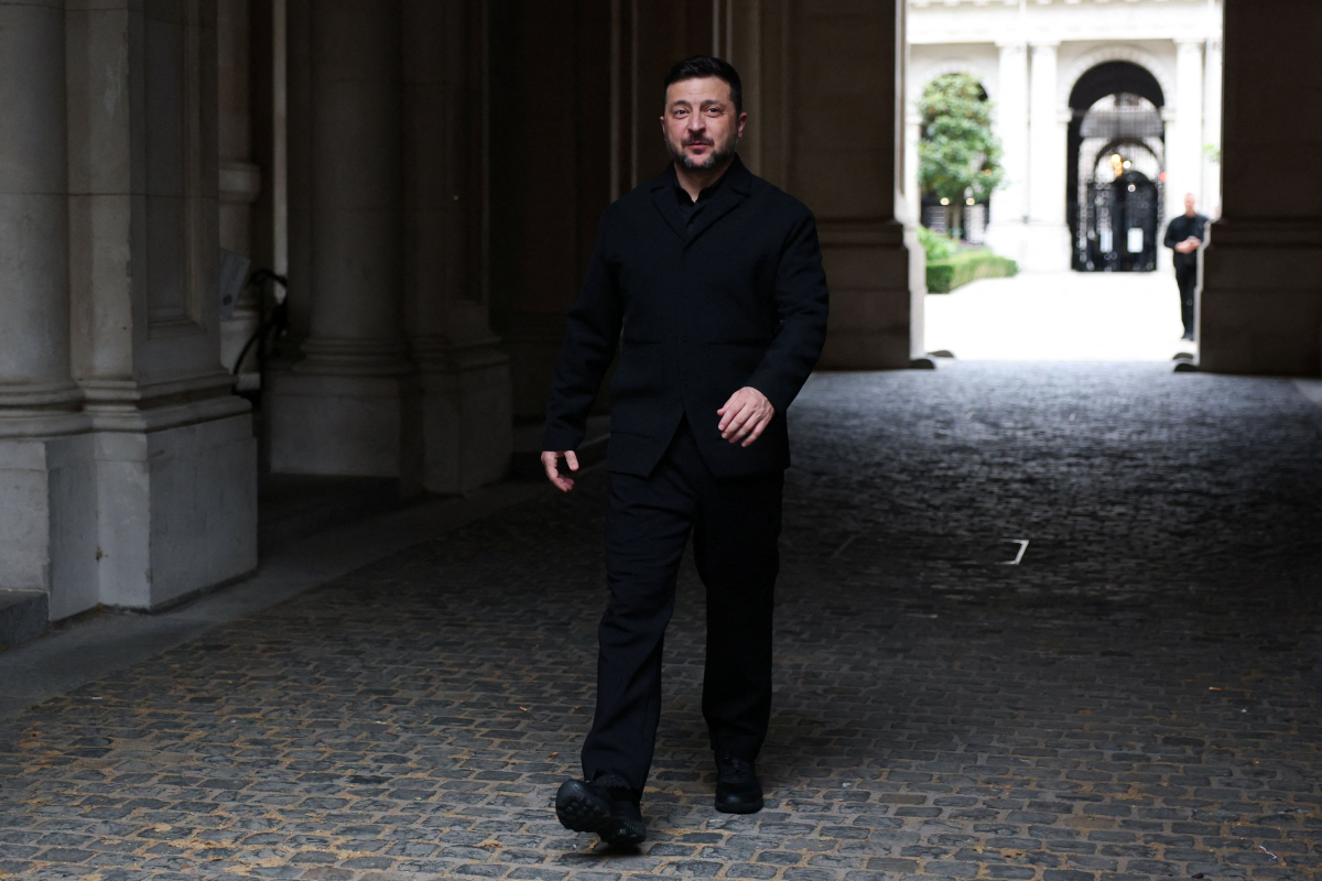 Τέλος η προστασία της ρωσικής γλώσσας στην Ουκρανία – Υπέγραψε νόμο ο Ζελένσκι