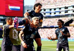 Άνοιξε το σκορ η Παραγουάη με Ενσίσο (0-1, vid)