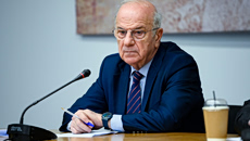 Νάσος Αθανασίου: Η ΕΣΗΕΑ αποχαιρετά έναν εκλεκτό συνάδελφο – «Άνθρωπος ευαίσθητος, βαθιά καλλιεργημένος και προσηνής»