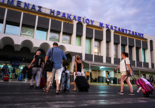 Τουρισμός: Ρεκόρ αεροπορικών αφίξεων για την Κρήτη στην έναρξη της σεζόν