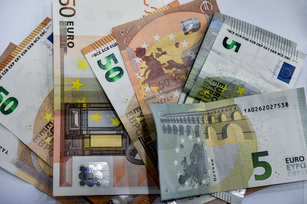Καθυστερήσεις στο Ταμείο Ανάκαμψης βλέπει η Τράπεζα της Ελλάδος – Το «backloading» που παρατηρήθηκε