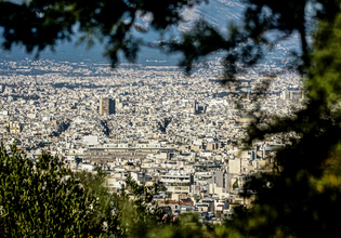 Ακίνητα: Τι αλλάζει σε Airbnb, ενοίκια, φόρους και αντικειμενικές αξίες
