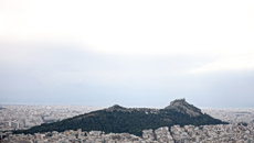 Η Αθήνα στις 10 πιο τουριστικά πυκνοκατοικημένες πόλεις του κόσμου – 10,2 εκατ. επισκέπτες το 2025