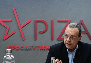 Φάμελλος: Κομπάρσος η κυβέρνηση Μητσοτάκη στην ακραία αύξηση των τιμών καυσίμων ή συνέταιρος στο πάρτι κερδοσκοπίας των διυλιστηρίων;