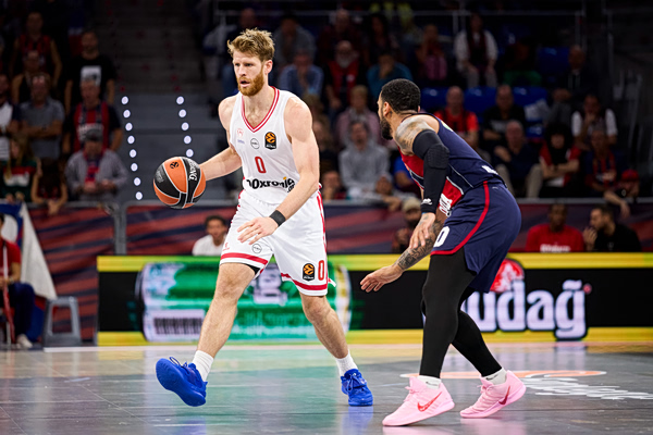 Γουόκαπ: «Θέλω το back to back με τον Ολυμπιακό»