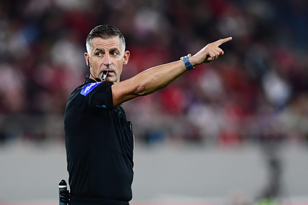 Πίνακας διαιτητών Super League: Σοκ για Σιδηρόπουλο που έμεινε εκτός, μόνο VAR ο Παπαδόπουλος, τέσσερις νέοι