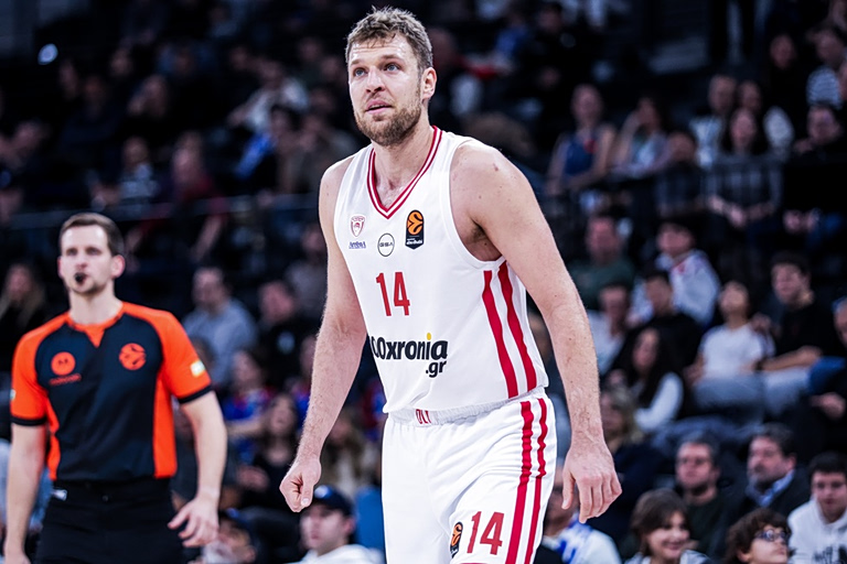 Νέα διάκριση για τον Βεζένκοφ: MVP και από την Ένωση Παικτών της Euroleague