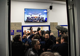 Δίκη για τα Τέμπη: Τα δύο «όχι» και το ένα «ναι» της εισαγγελέως – Συνεδριάσεις έως τα τέλη Ιουλίου 