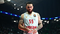 Ο Μάικ Τζέιμς σχολίασε το Game 1 Ολυμπιακού – Παναθηναϊκού: «Αυτό δεν μου αρέσει…»