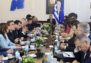 Έρχεται μίνι ανασχηματισμός στα τέλη της επόμενης εβδομάδας