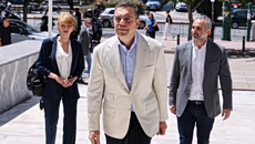 ΕΛΑΣ: Σε εκλογική διάταξη και ετοιμότητα για κάλπες τον Σεπτέμβρη – Συγκροτούνται κομματικά όργανα – Φρένο στους βιαστικούς