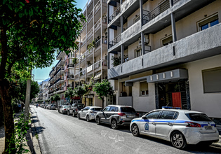 Καλαμάτα: Με 45 μαχαιριές σκότωσε ο γυναικοκτόνος την 39χρονη – Συνέχιζε να την μαχαιρώνει ενώ ήταν πεσμένη στο πάτωμα