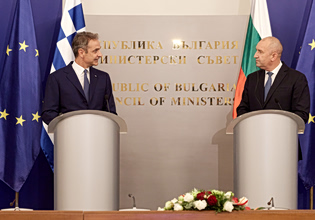 Μητσοτάκης σε Ράντεφ: Αποδίδω μεγάλη σημασία στην αμυντική συνεργασία – Τι είπε για την ενεργειακή διασύνδεση