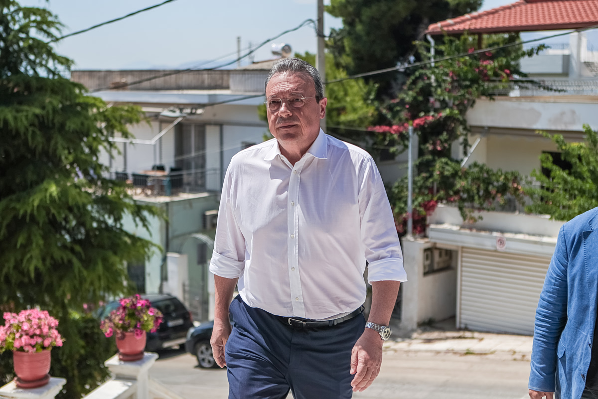 Από την κηδεία του Νάσου Αθανασίου. 
