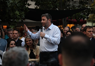 Ανδρουλάκης: Η κυβέρνηση δεν πρέπει να συνεχίσει το καταστροφικό της έργο – Αποτυχημένος ο Μητσοτάκης