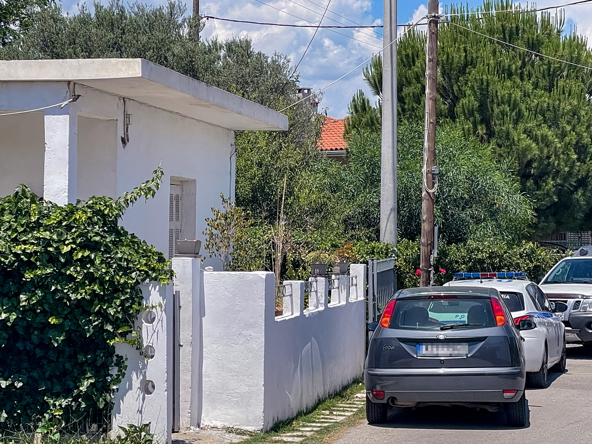 Αίγιο: Τα πλυμένα ρούχα και η κάμερα ασφαλείας από γειτονικό σπίτι «πρόδωσαν» τον 65χρονο – Η ανακοίνωση της ΕΛ.ΑΣ.