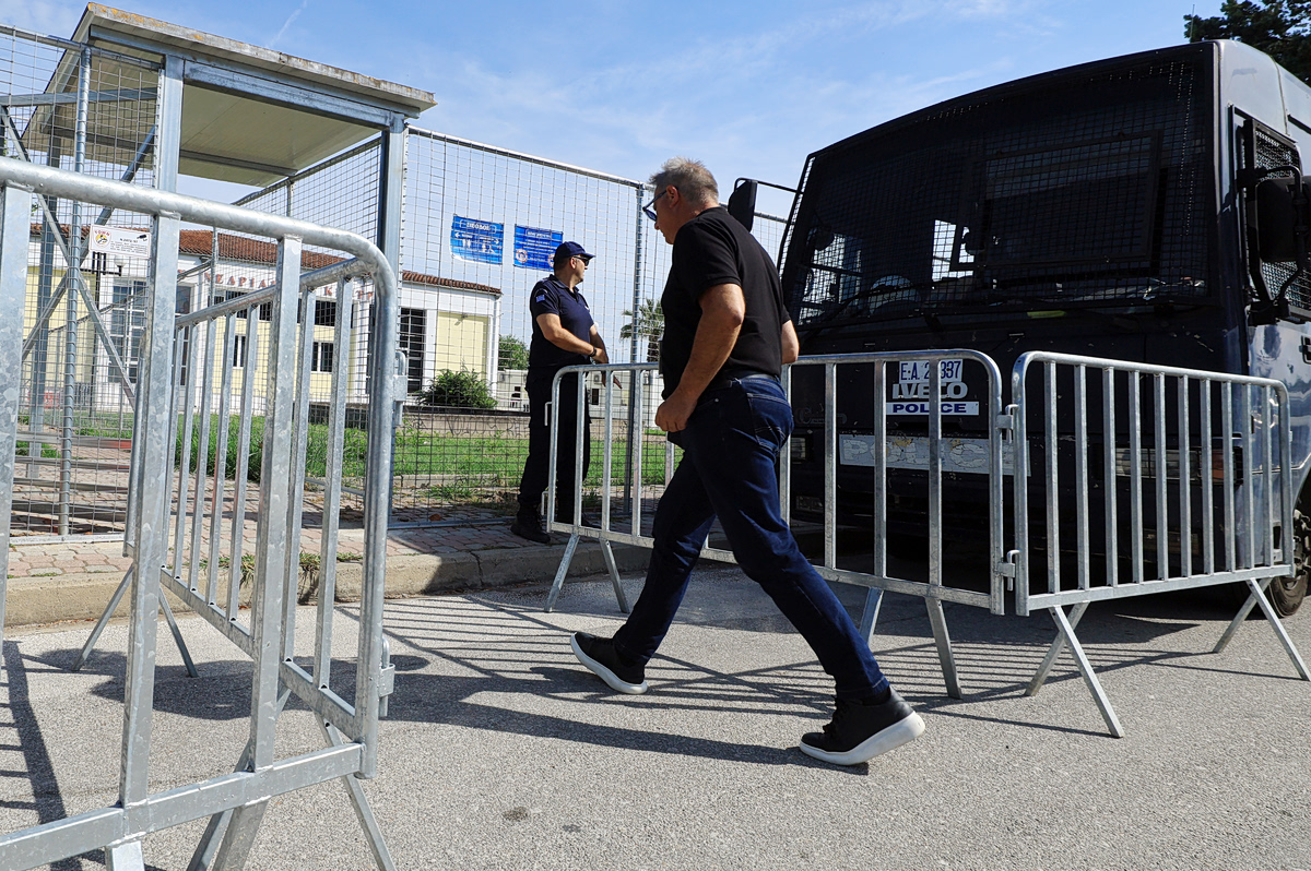 Δίκη για τα Τέμπη: Στο στόχαστρο των κατηγορουμένων οι δικηγορικοί σύλλογοι – «Δεν προβλέπεται η ύπαρξή τους»