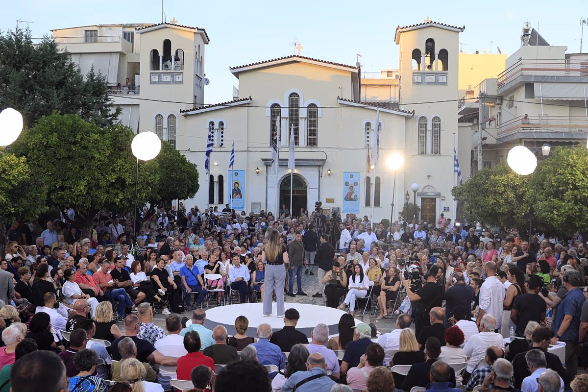 ΕΛΑΣ: 4 πόλεις, 4 προορισμοί ουσιαστικού διαλόγου – «Τώρα Μιλάμε» σε Βύρωνα, Τρίπολη, Αμαλιάδα και Καλαμαριά