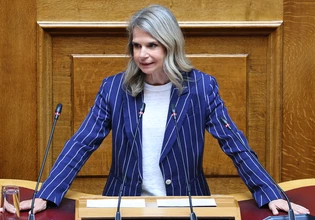 Μιλένα Αποστολάκη: «Ο νέος Κώδικας Αυτοδιοίκησης δημιουργεί δημάρχους περιορισμένης νομιμοποίησης και απεριόριστης εξουσίας»