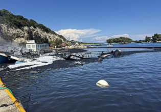 Παξοί: Στη μηχανή καταμαράν με 4 τουρίστες ξεκίνησε η μεγάλη φωτιά στα σκάφη – Βίντεο ντοκουμέντο